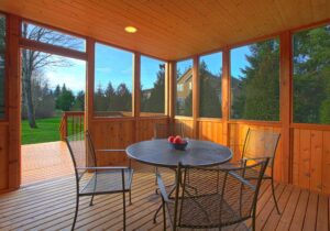 7 Tips for Building a Durable Wrap Around Screened Porch